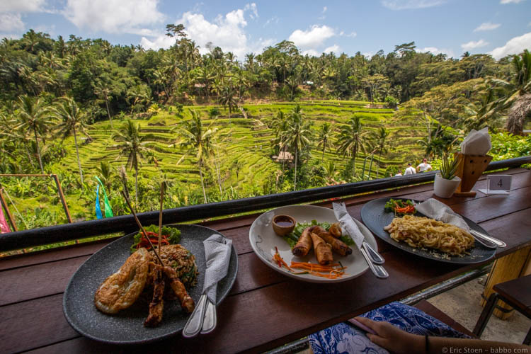 Bali with Kids - Lunch overlooking the rice terraces