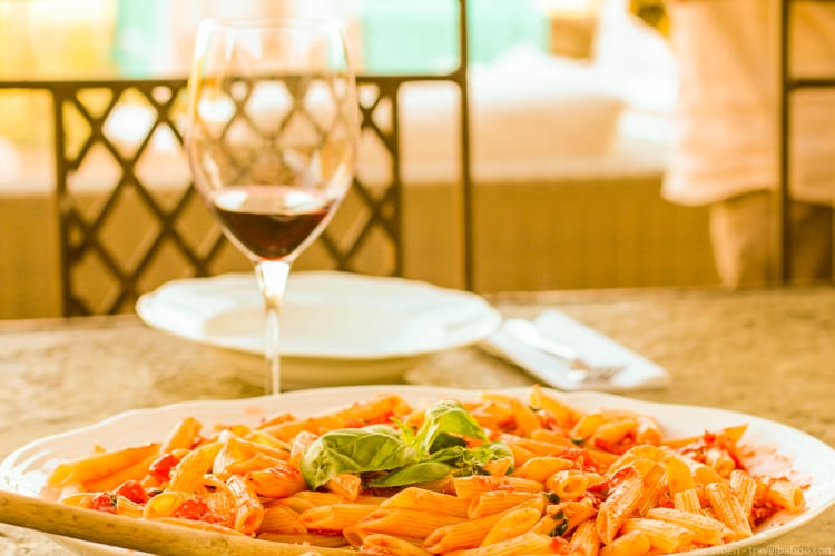 Villa in Tuscany: Dinner at the villa