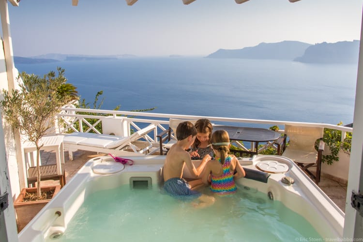 Day trip to Santorini - Enjoying the hot tub at Alexander's Boutique Hotel in Oia