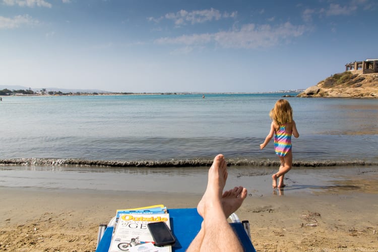 Naxos with kids: Playing and relaxing at St. George Beach