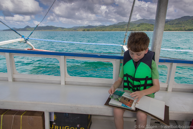 Bora Bora vs Palawan - Looking at possible El Nido activities on the boat from the airport to the resort