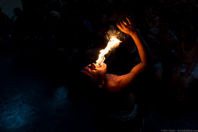 Places to go in Sri Lanka: Fire eating in Kandy