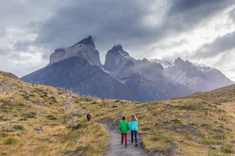 Patagonia with kids: Lake Nordenskjold with Tierra Patagonia - Stunning the entire way! 