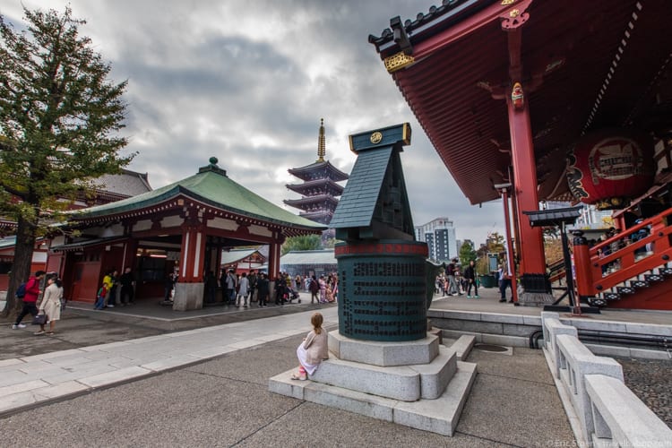 Tokyo with kids - At Senso-Ji Temple in Asakusa on our return trip