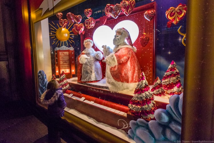 Chicago with kids: A holiday window at Macy's