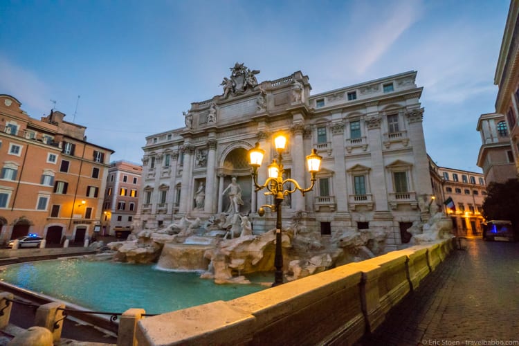 Day Trip to Rome - An empty Trevi Fountain at 6am