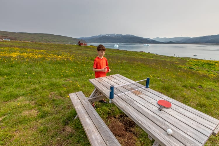 Greenland with kids - Ping pong in Greenland! 