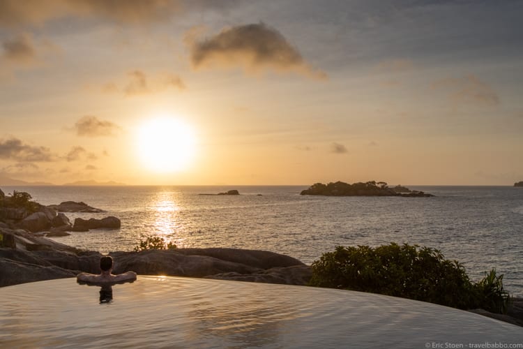 Seychelles with kids - Sunset from the spa pool