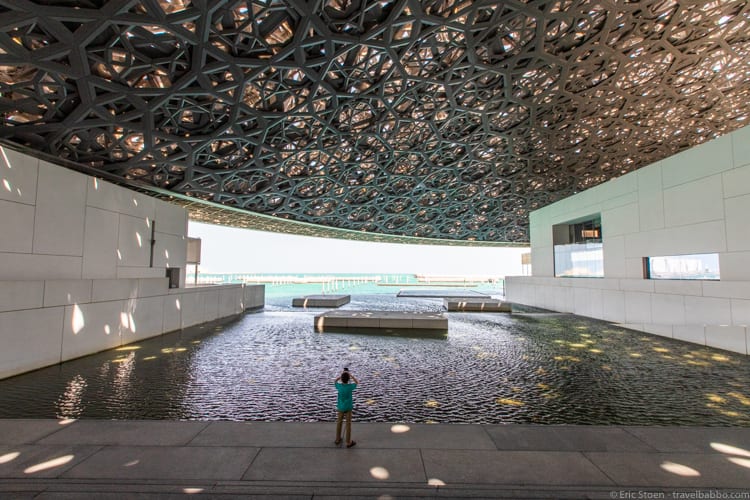 Around the world - The courtyard of the Louvre Abu Dhabi