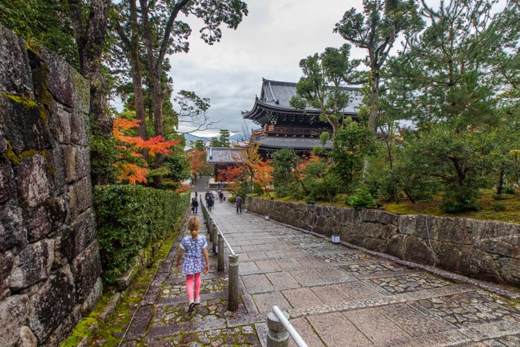 Kyoto with kids - Walking down from Chionin Temple