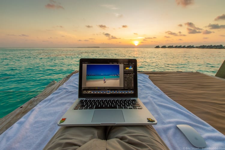 Travel writer - Photo editing in the Maldives