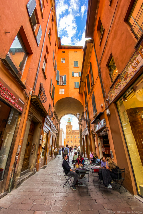 A day trip from Florence to Bologna