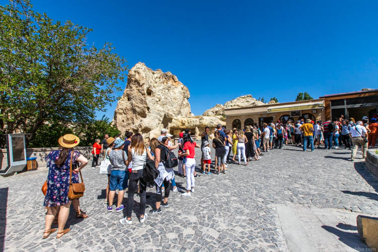Cappadocia with Kids - One reason to hire a tour company - optimal planning. There was virtually no one at the Göreme open air museum when we went through it, but this was the line when we left. 