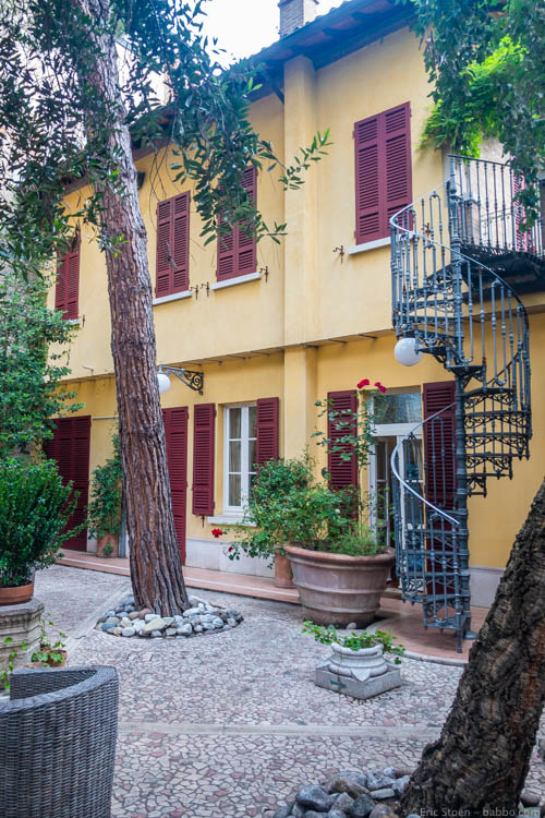 Ravenna - The courtyard of Chez Papa