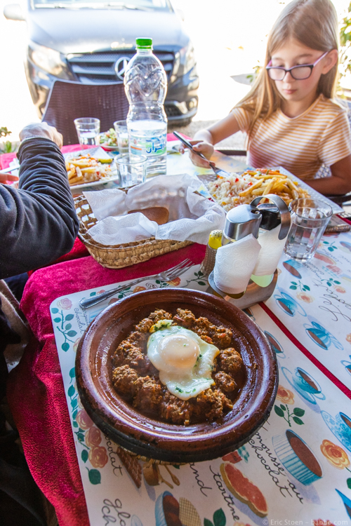 Morocco with Kids - Meatballs for lunch in Tinejdad