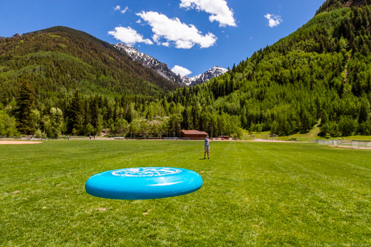 SW USA Road Trip Planner -  Frisbee at the park