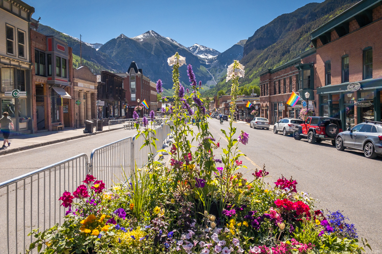 SW USA Road Trip Planner - Telluride is closing off half its main street for outdoor COVID-friendly dining