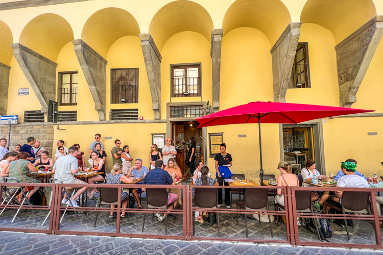 Best Florence Restaurants - Gustapizza near Santo Spirito