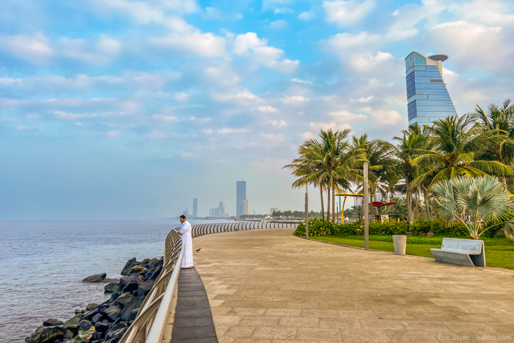 I was up early in Jeddah, jetlagged, so I went for a walk along the waterfront near the hotel. Super safe.