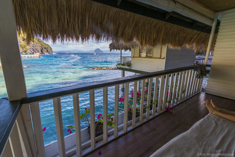 Ocean view hotels: Our overwater hut at Miniloc Island