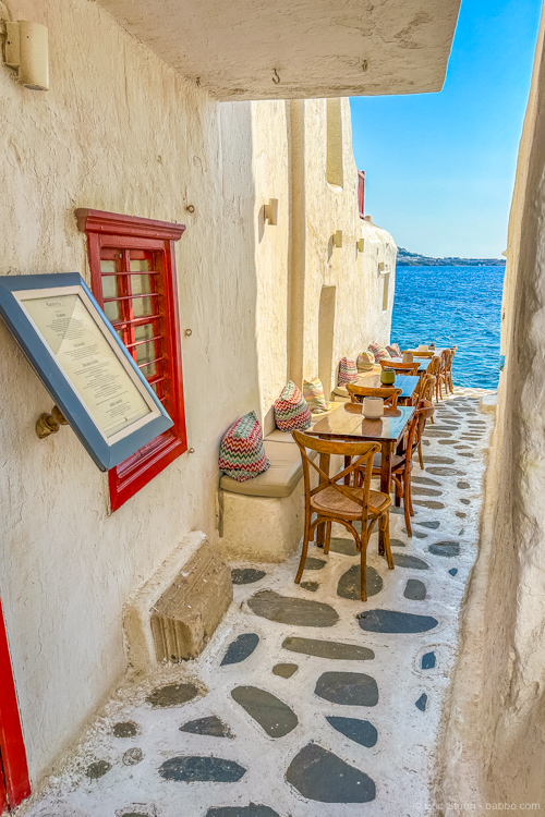 Walking around Mykonos